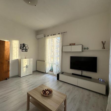 Apartmán La Casa Di Carlotta Ceparana Exteriér fotografie